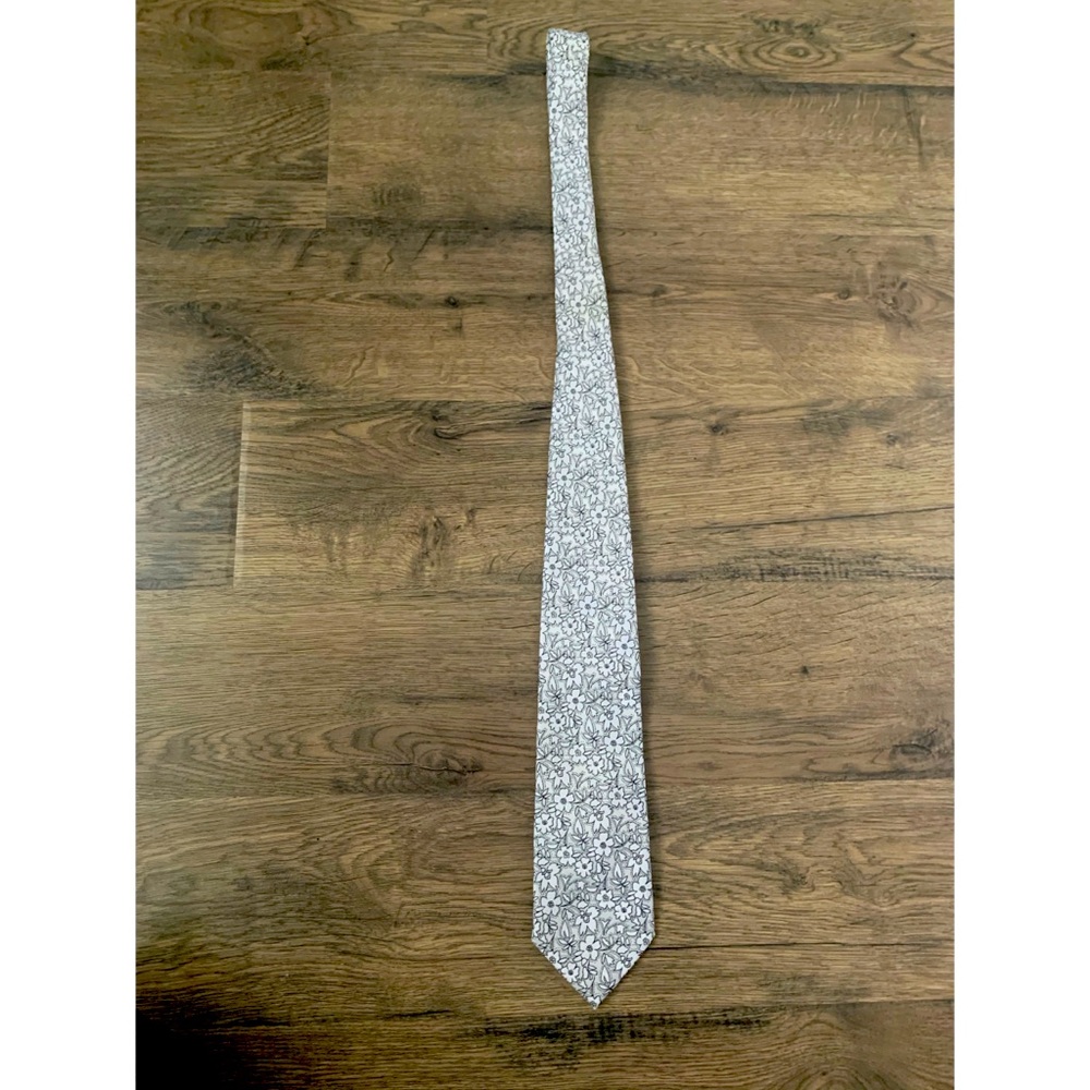 Jon VanDyk Holland black and white floral MENS tie handmade